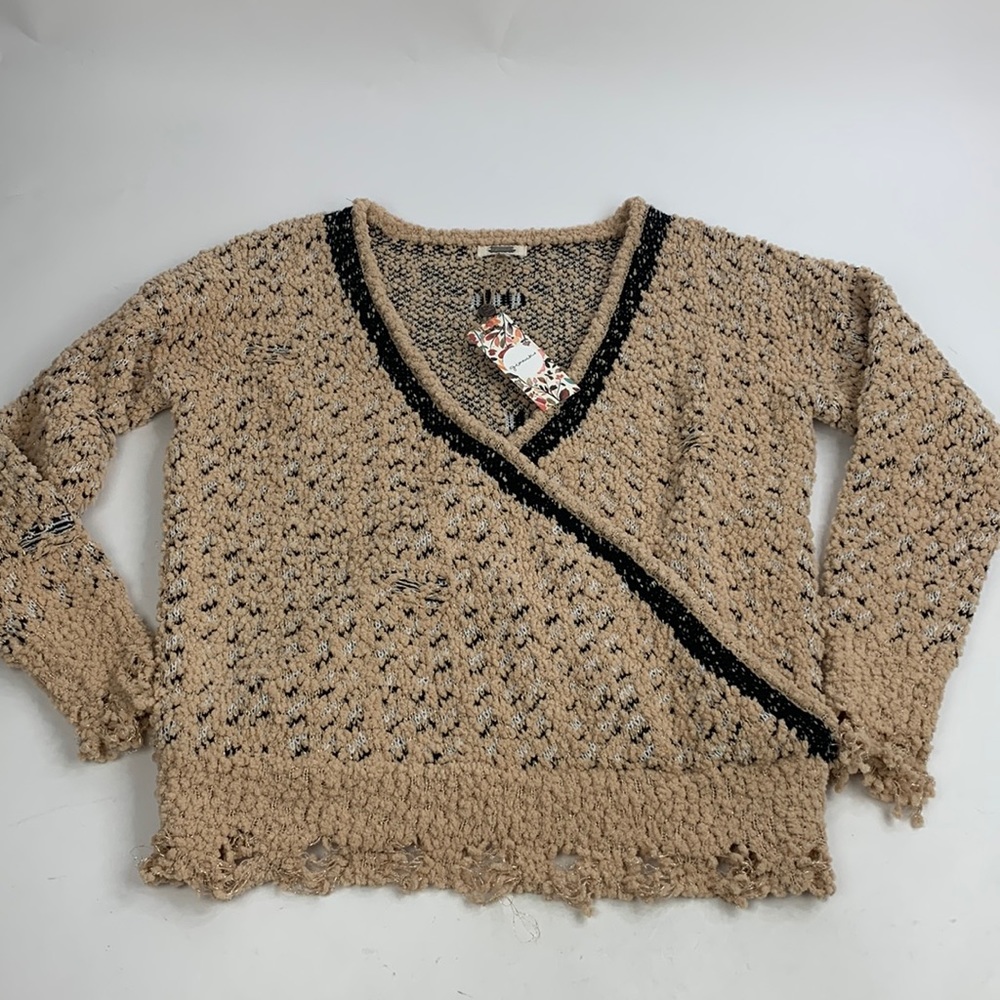 Gimmicks By Buckle Knitted Sweater Sz Small Front cross over Tan Black NEW NWT - Picture 2 of 14